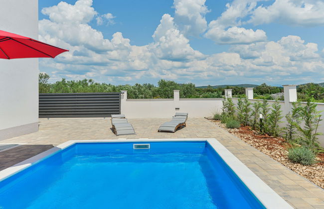Casa de 5 quartos em Sibenik com piscina privada e jardim - Foto 35