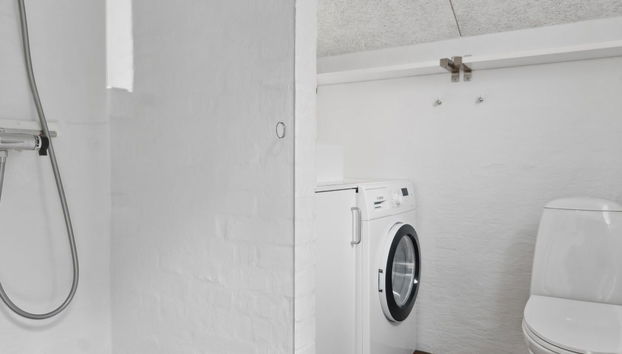 Casa de 2 habitaciones en Klitmøller con terraza y sauna - Foto 5