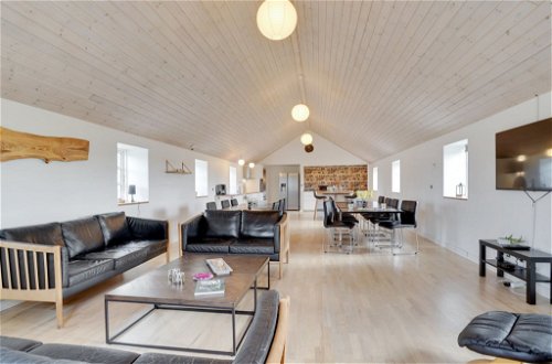 Foto 5 - Casa con 5 camere da letto a Thyholm con terrazza e vasca idromassaggio