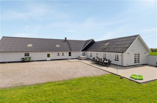 Foto 27 - Casa con 5 camere da letto a Thyholm con terrazza e vasca idromassaggio