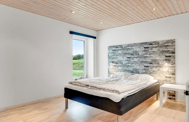 Casa de 5 quartos em Thyholm com terraço e banheira de hidromassagem - Foto 21