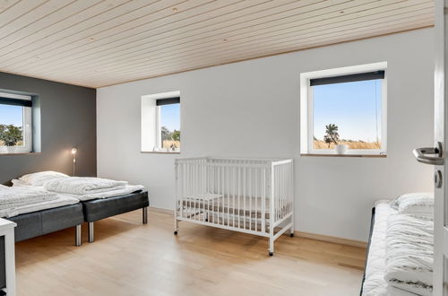 Foto 19 - Casa con 5 camere da letto a Thyholm con terrazza e vasca idromassaggio