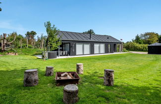 Photo 3 - Maison de 4 chambres à Toftum Bjerge avec terrasse et bain à remous
