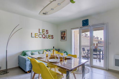Foto 1 - Appartamento con 2 camere da letto a Saint-Cyr-sur-Mer con terrazza e vista mare