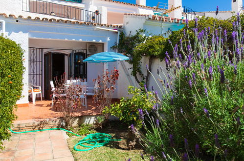 Photo 14 - Appartement de 2 chambres à Nerja avec piscine et vues à la mer