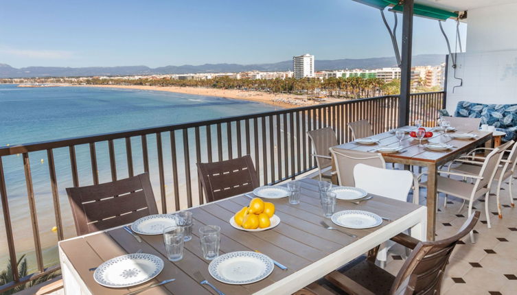 Photo 1 - 6 bedroom Apartment in Salou with terrace and sea view