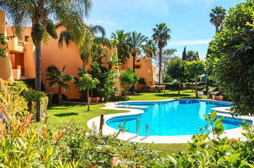 Photo 19 - Appartement de 2 chambres à Estepona avec piscine et jardin