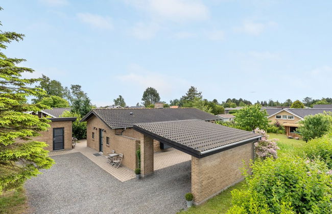 Casa de 3 quartos em Bogø By com terraço - Foto 1