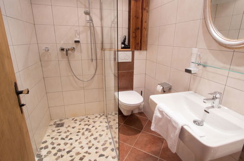 Foto 5 - Apartamento de 2 quartos em Pfarrwerfen com jardim e sauna