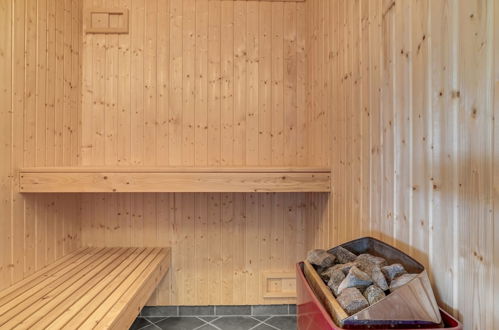 Photo 20 - Maison de 3 chambres à Harrerenden avec terrasse et sauna