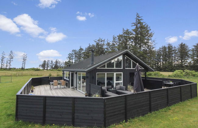 Casa de 4 quartos em Hjørring com terraço e sauna - Foto 1