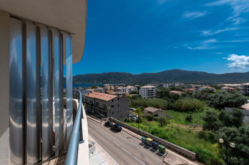 Foto 20 - Apartamento de 2 habitaciones en Porto-Vecchio con piscina y vistas al mar