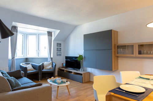 Foto 6 - Appartamento con 2 camere da letto a Saint-Malo con vista mare
