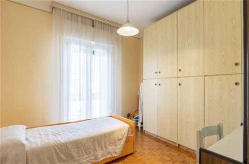 Foto 15 - Apartment mit 2 Schlafzimmern in Riva Ligure mit blick aufs meer