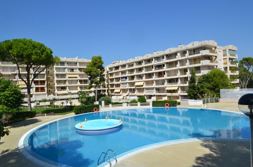 Photo 1 - Appartement de 2 chambres à Salou avec piscine et jardin