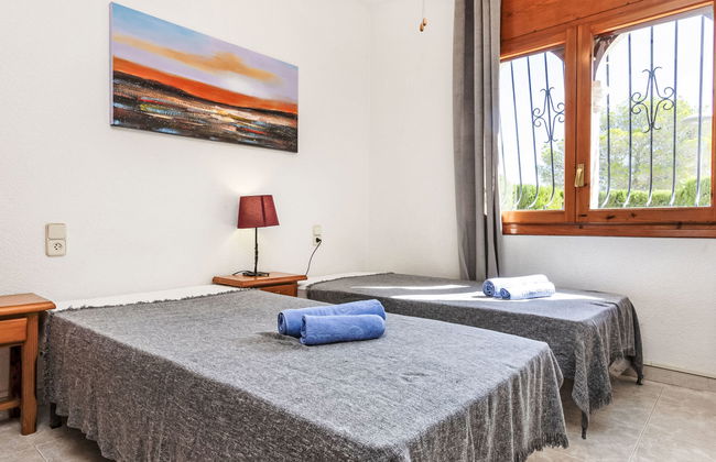 5 bedroom House in l'Ametlla de Mar with private pool and garden - Photo 13