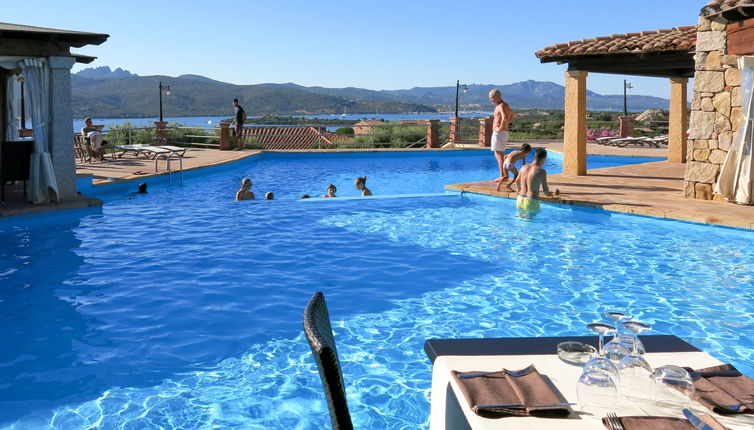 Photo 1 - Appartement de 1 chambre à Olbia avec piscine et jardin