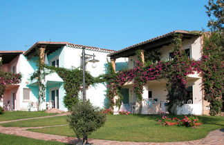 Foto 2 - Appartamento con 1 camera da letto a Olbia con piscina e vista mare