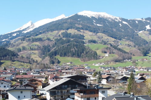 Photo 50 - Appartement de 3 chambres à Uderns avec terrasse et vues sur la montagne