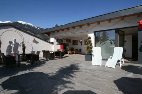 Foto 58 - Apartamento de 3 habitaciones en Uderns con terraza y vistas a la montaña