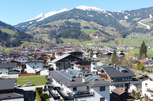 Foto 48 - Appartamento con 3 camere da letto a Uderns con terrazza e vista sulle montagne