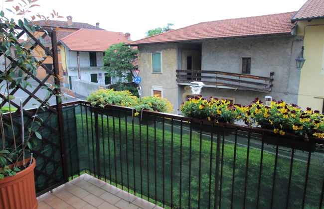 Apartamento de 2 quartos em Porto Valtravaglia com jardim - Foto 18