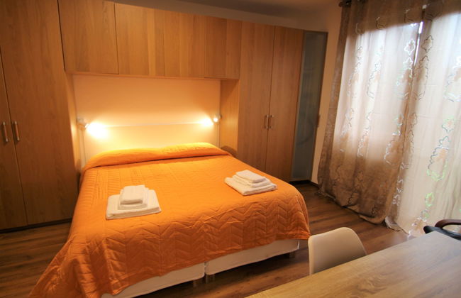 Apartamento de 2 quartos em Porto Valtravaglia com jardim - Foto 12