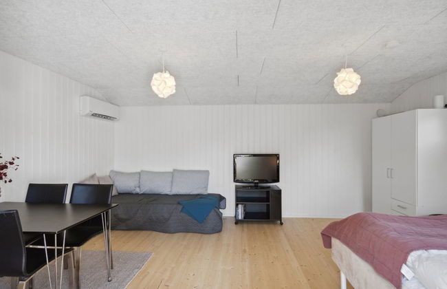 Casa de 2 quartos em Løgstrup com terraço e banheira de hidromassagem - Foto 7