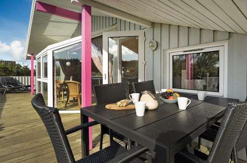 Foto 2 - Casa de 3 quartos em Harrerenden com terraço e sauna