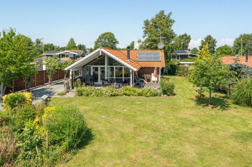 Photo 1 - Maison de 4 chambres à Hejsager Strand avec terrasse et sauna