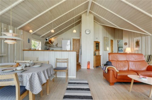 Photo 9 - Maison de 4 chambres à Hejsager Strand avec terrasse et sauna