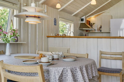 Photo 10 - Maison de 4 chambres à Hejsager Strand avec terrasse et sauna