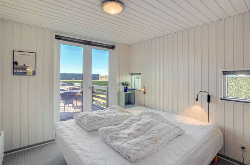 Foto 12 - Casa con 4 camere da letto a Flovt Strand con terrazza e sauna