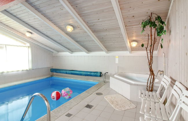 Casa de 3 quartos em Harrerenden com piscina privada e terraço - Foto 12