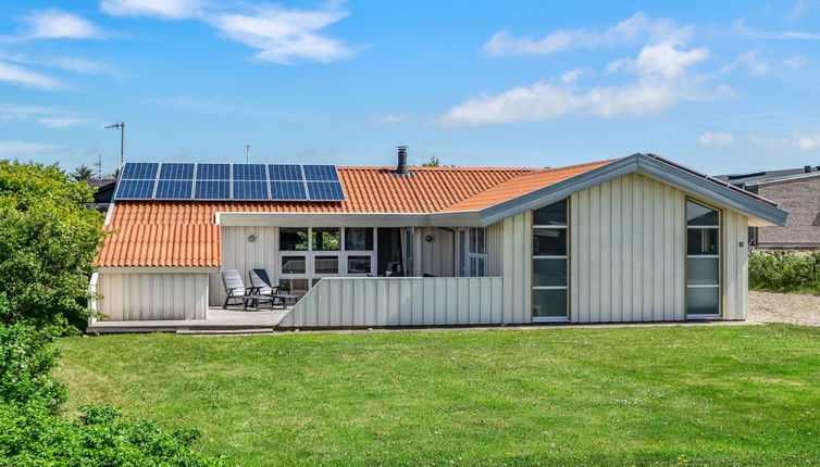 Foto 1 - Casa de 4 quartos em Vestervig com piscina privada e terraço