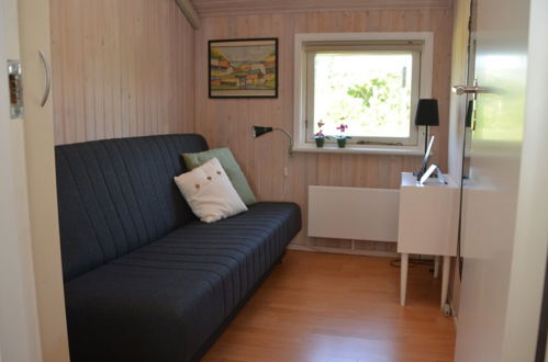 Foto 14 - Casa con 3 camere da letto a Harrerenden con terrazza