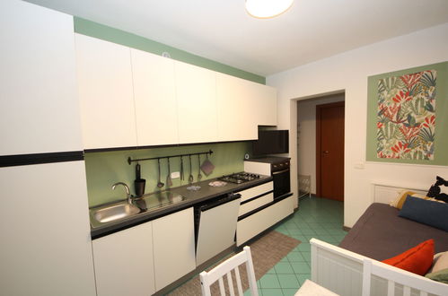 Photo 4 - 1 bedroom Apartment in Rosolina with swimming pool and terrace