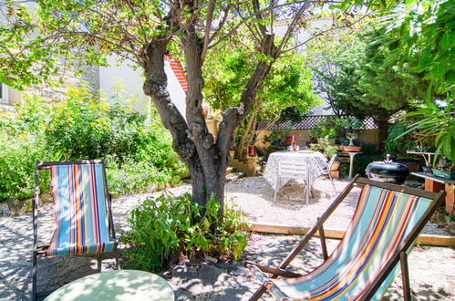 Photo 5 - 2 bedroom Apartment in Six-Fours-les-Plages with garden