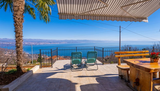 Apartamento de 2 quartos em Opatija com jardim e terraço - Foto 2