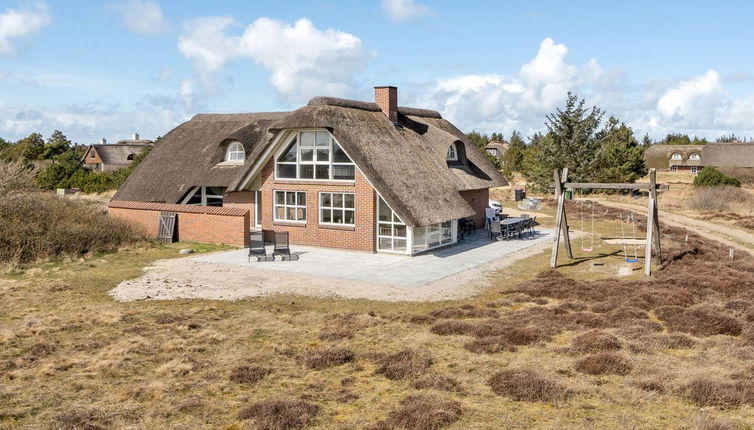 Foto 1 - Casa de 5 quartos em Blåvand com piscina privada e terraço