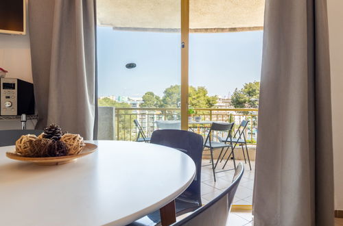 Foto 9 - Apartamento de 1 quarto em Salou com piscina e jardim
