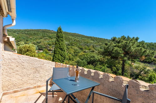 Photo 21 - Maison de 3 chambres à Le Lavandou avec piscine privée et jardin