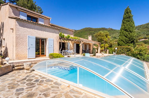 Foto 2 - Casa con 3 camere da letto a Le Lavandou con piscina privata e vista mare