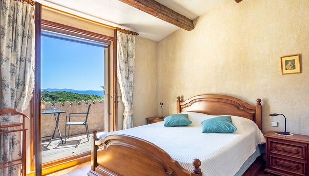 Casa de 4 quartos em Le Lavandou com piscina privada e jardim - Foto 4