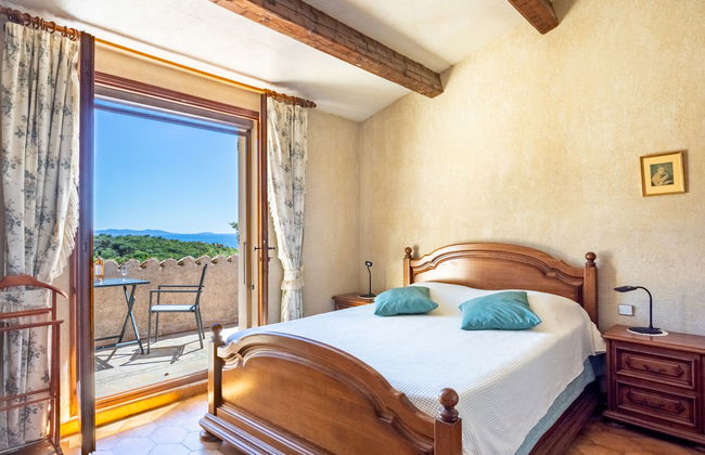 Casa de 4 quartos em Le Lavandou com piscina privada e jardim - Foto 4