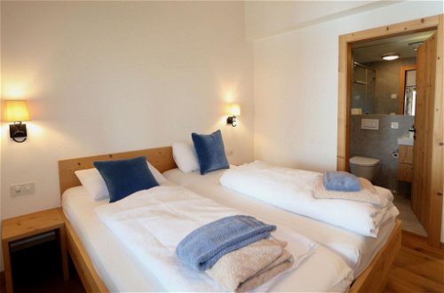 Foto 5 - Appartamento con 4 camere da letto a Saas-Fee