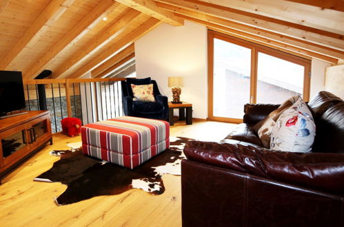 Foto 27 - Apartamento de 4 habitaciones en Saas-Fee