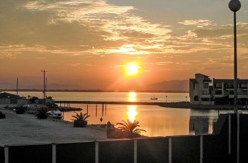 Foto 42 - Appartamento con 2 camere da letto a Le Barcarès con piscina e terrazza