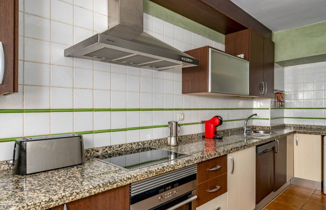 Casa de 4 quartos em Casares com piscina e jardim - Foto 9