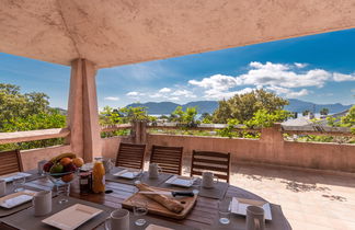 Photo 3 - Maison de 4 chambres à Porto-Vecchio avec piscine et vues à la mer